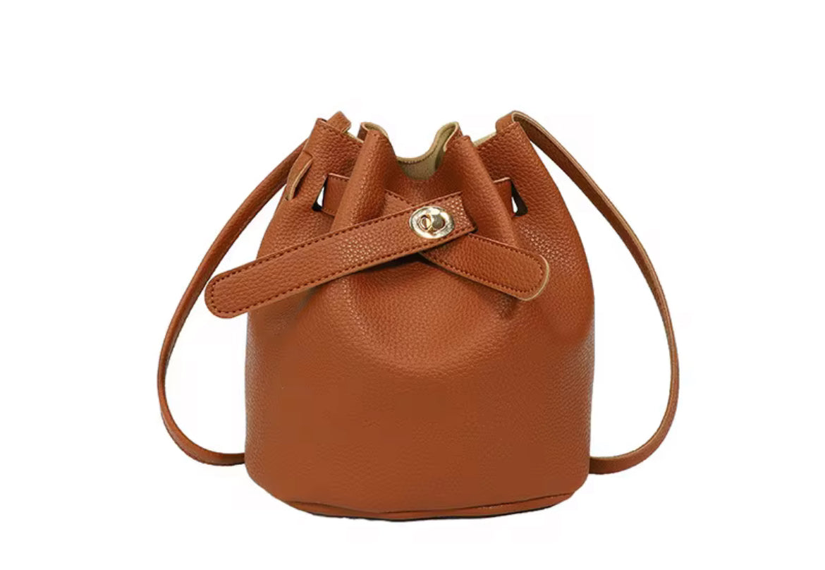 Bucket Crossbody bag